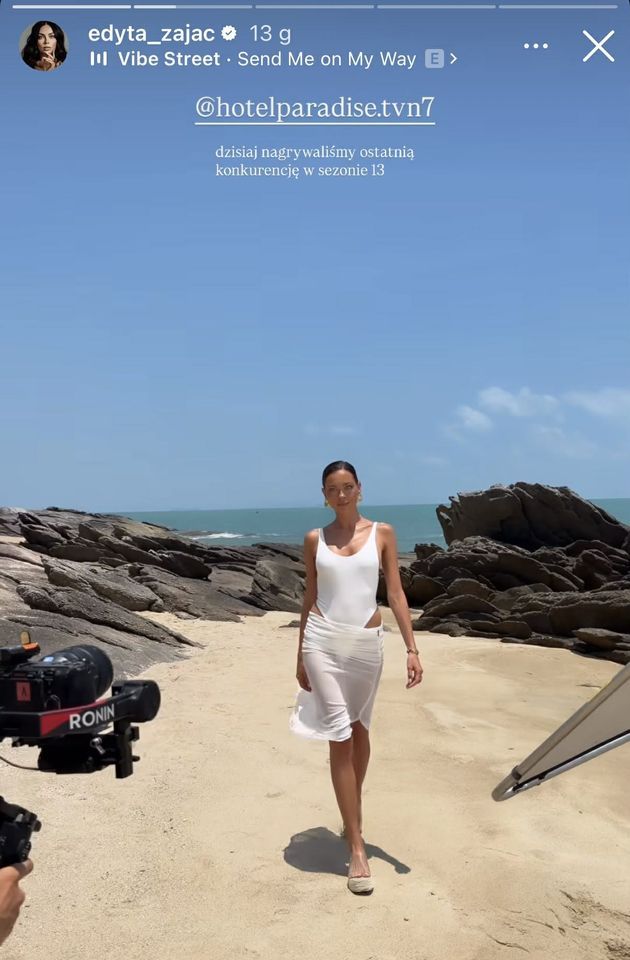 Tak wygląda Edyta Zając na planie „Hotelu Paradise”. Ten look przyciąga uwagę